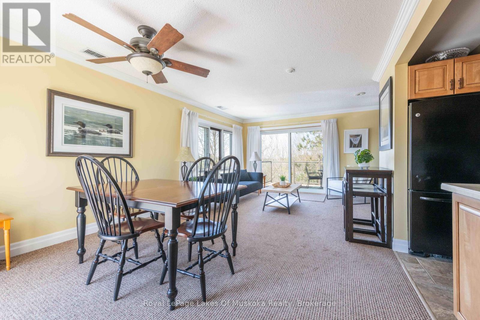 301 - 29 Tennisview Drive, Huntsville, Ontario  P1H 1A9 - Photo 3 - X12500578