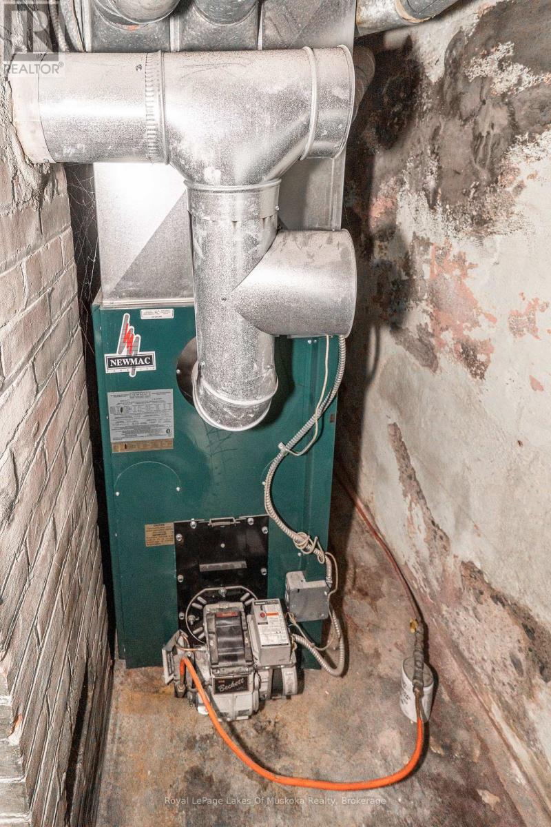 31 Florence Street W, Huntsville, Ontario  P1H 1V4 - Photo 44 - X12500784