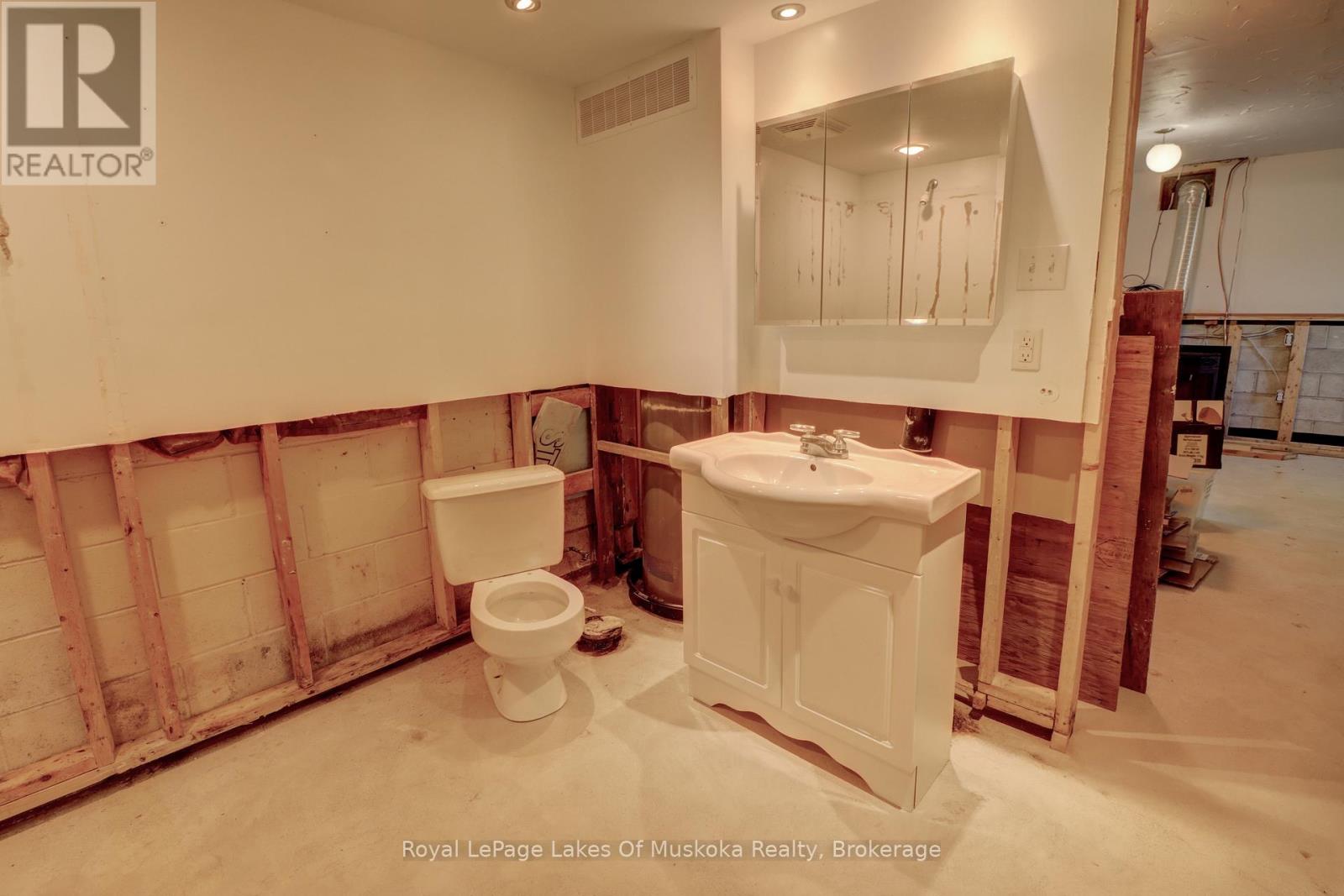 63 Florence Street W, Huntsville, Ontario  P1H 1V4 - Photo 17 - X12501694