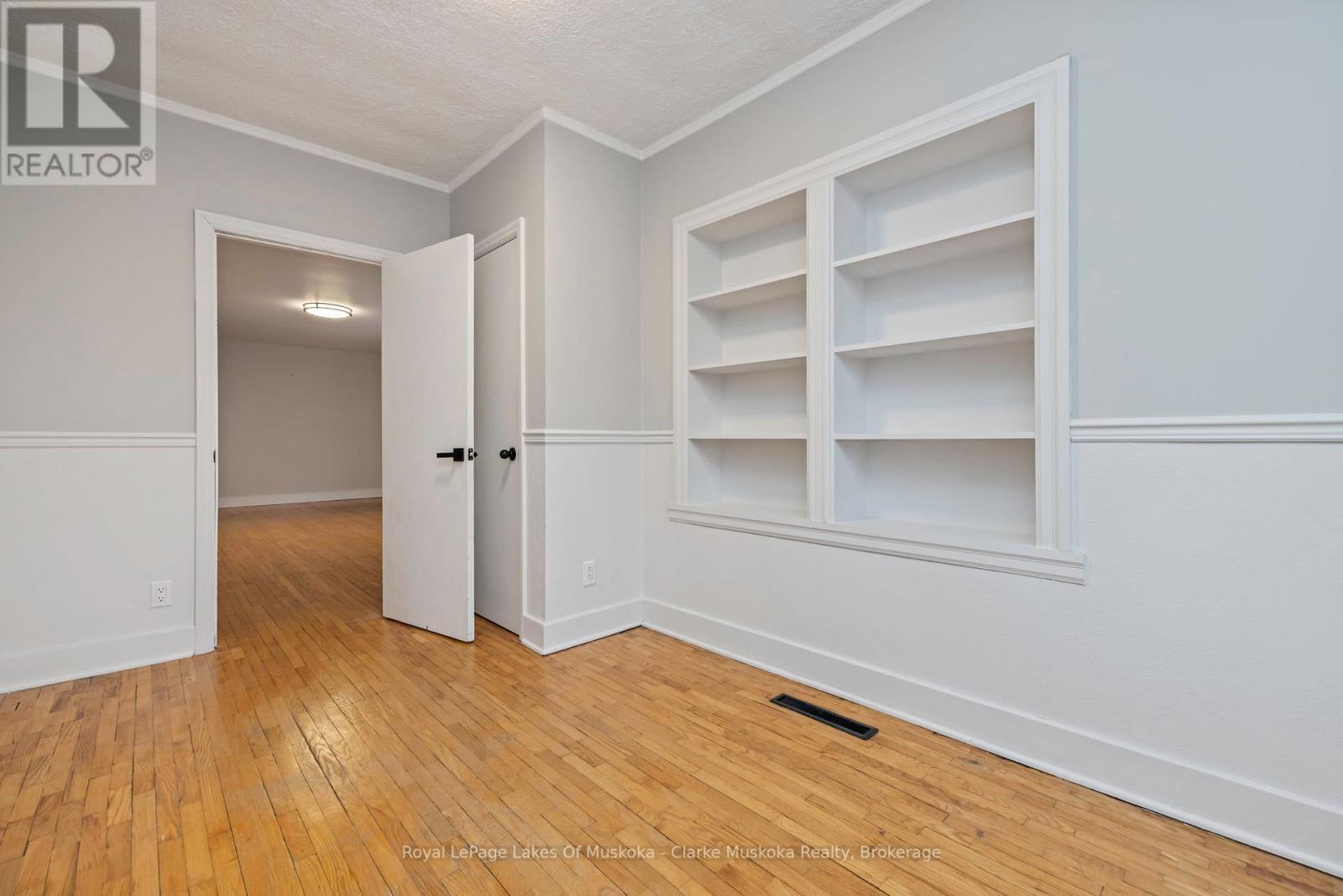 57 Cascade Street, Parry Sound, Ontario  P2A 1K3 - Photo 13 - X12504868