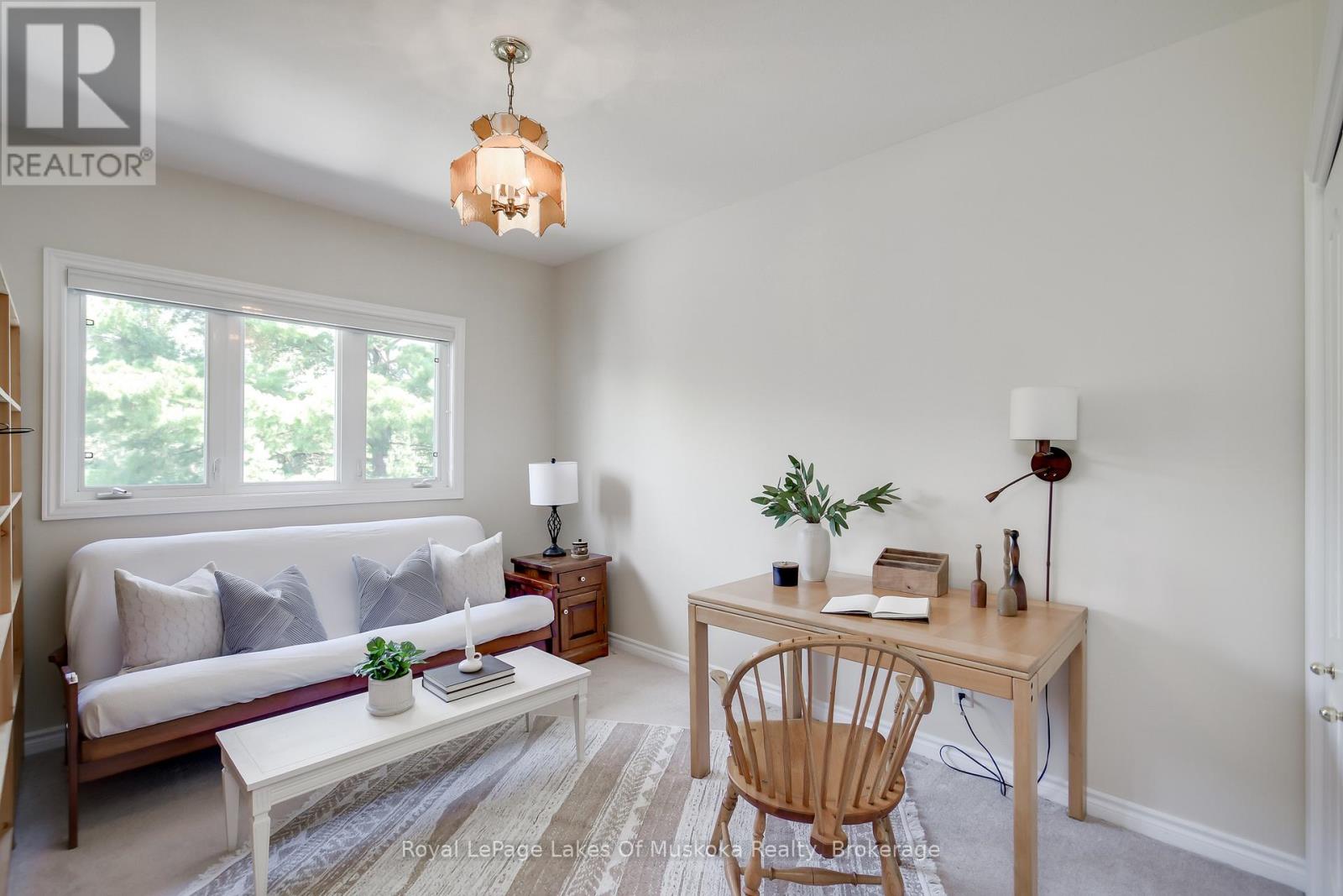 401 - 31 Dairy Lane, Huntsville, Ontario  P1H 1L7 - Photo 18 - X12507478