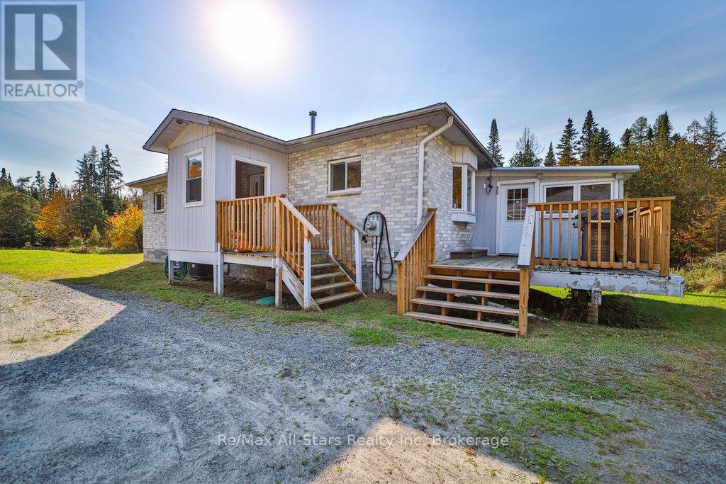 410 Etwell Road, Huntsville, Ontario  P1H 2J2 - Photo 10 - X12507884