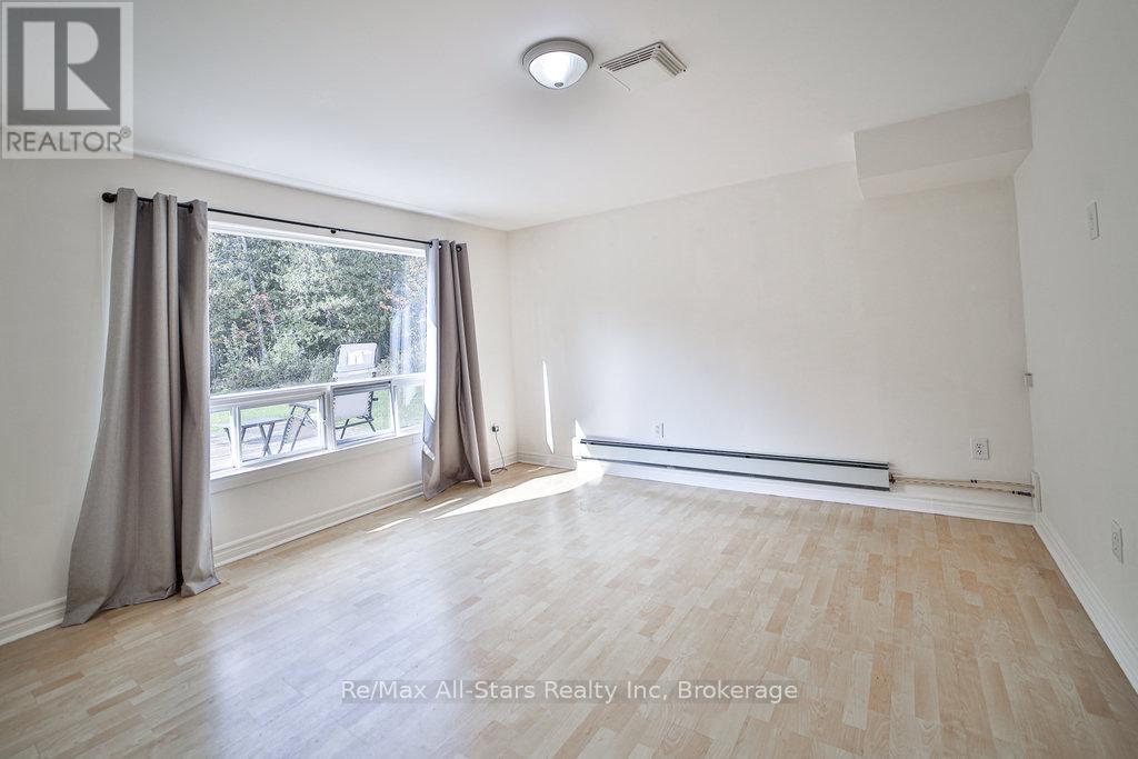 410 Etwell Road, Huntsville, Ontario  P1H 2J2 - Photo 27 - X12507884