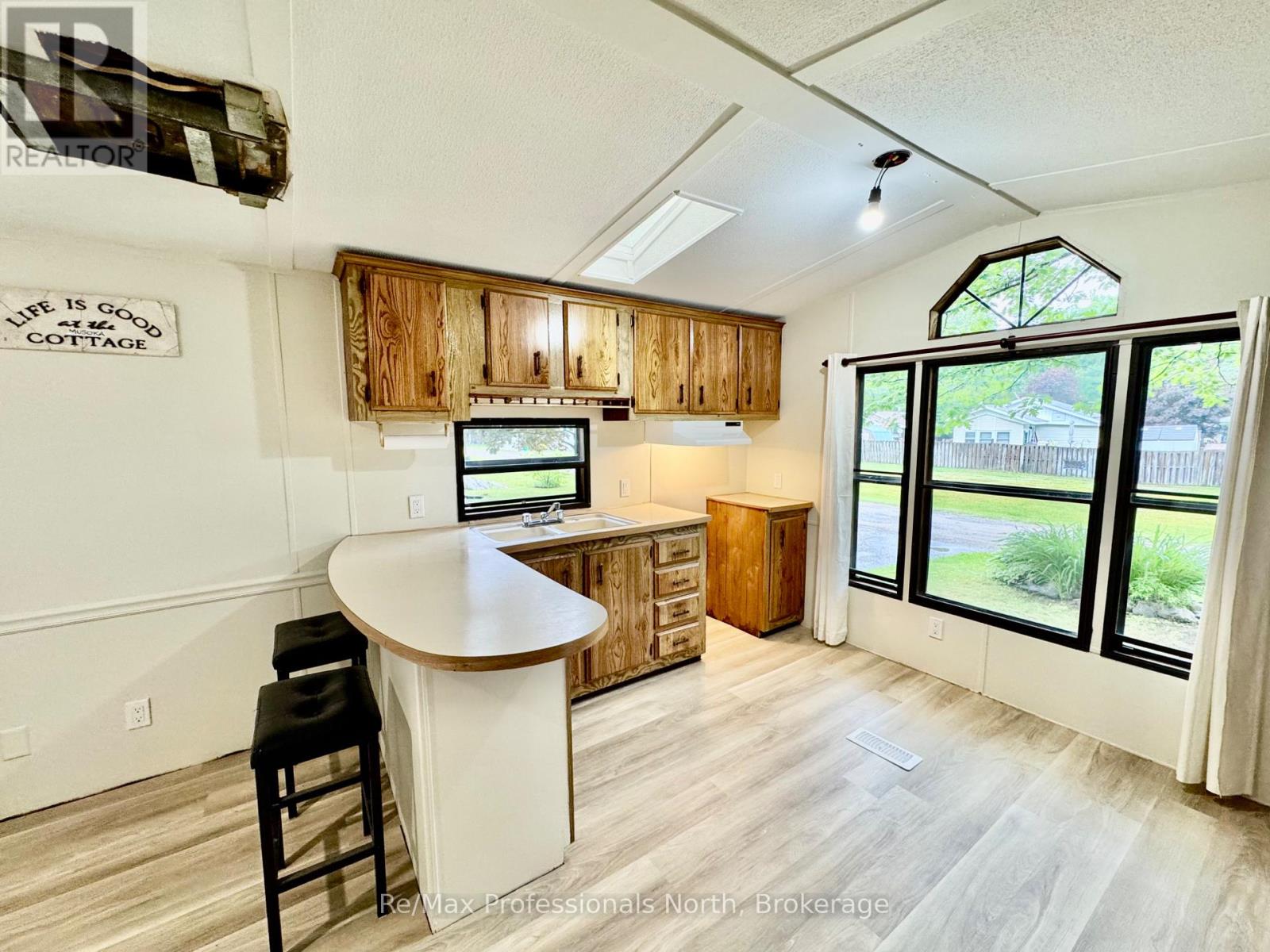 45 - 1007 Racoon Road, Gravenhurst, Ontario  P1P 1R1 - Photo 9 - X12508940