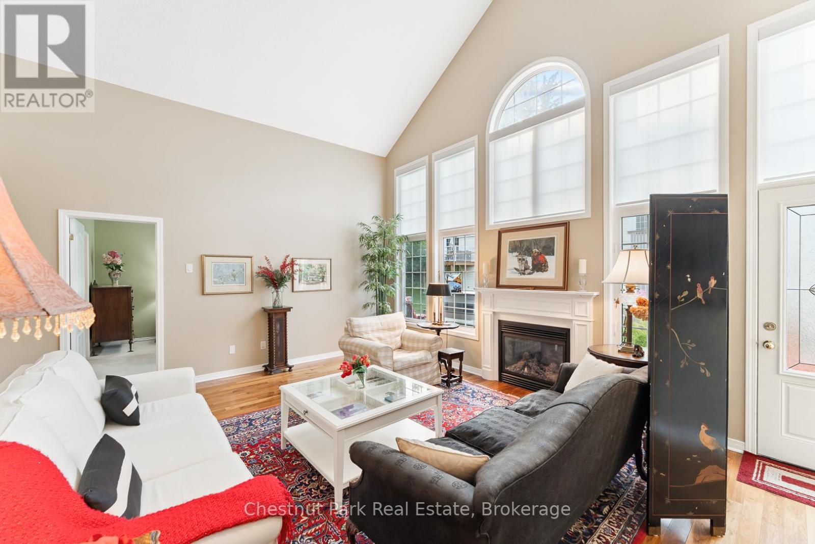 9 Stormont Court, Bracebridge, Ontario  P1L 0B7 - Photo 6 - X12509444