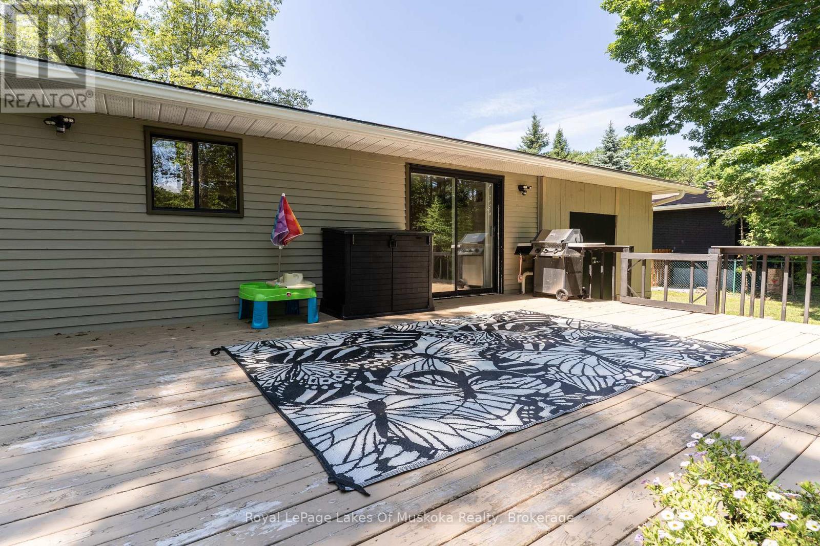 220 Alexander Street, Gravenhurst, Ontario  P1P 1A6 - Photo 41 - X12509744