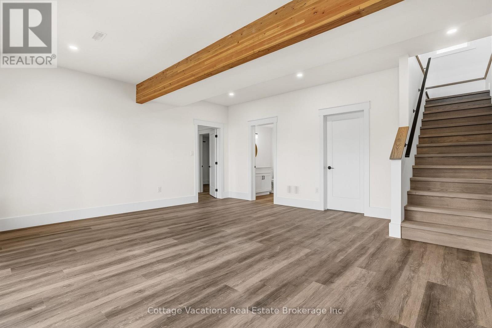 1111 Lakeshore Drive, Gravenhurst, Ontario  P1P 1R2 - Photo 20 - X12509950