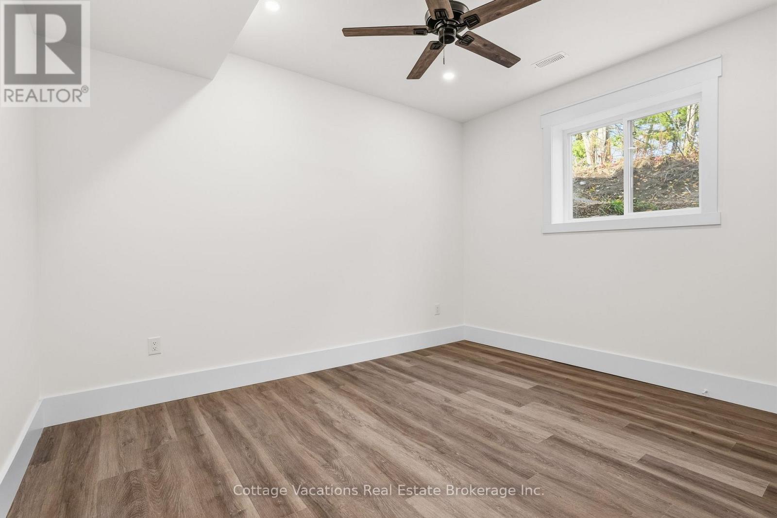 1111 Lakeshore Drive, Gravenhurst, Ontario  P1P 1R2 - Photo 26 - X12509950