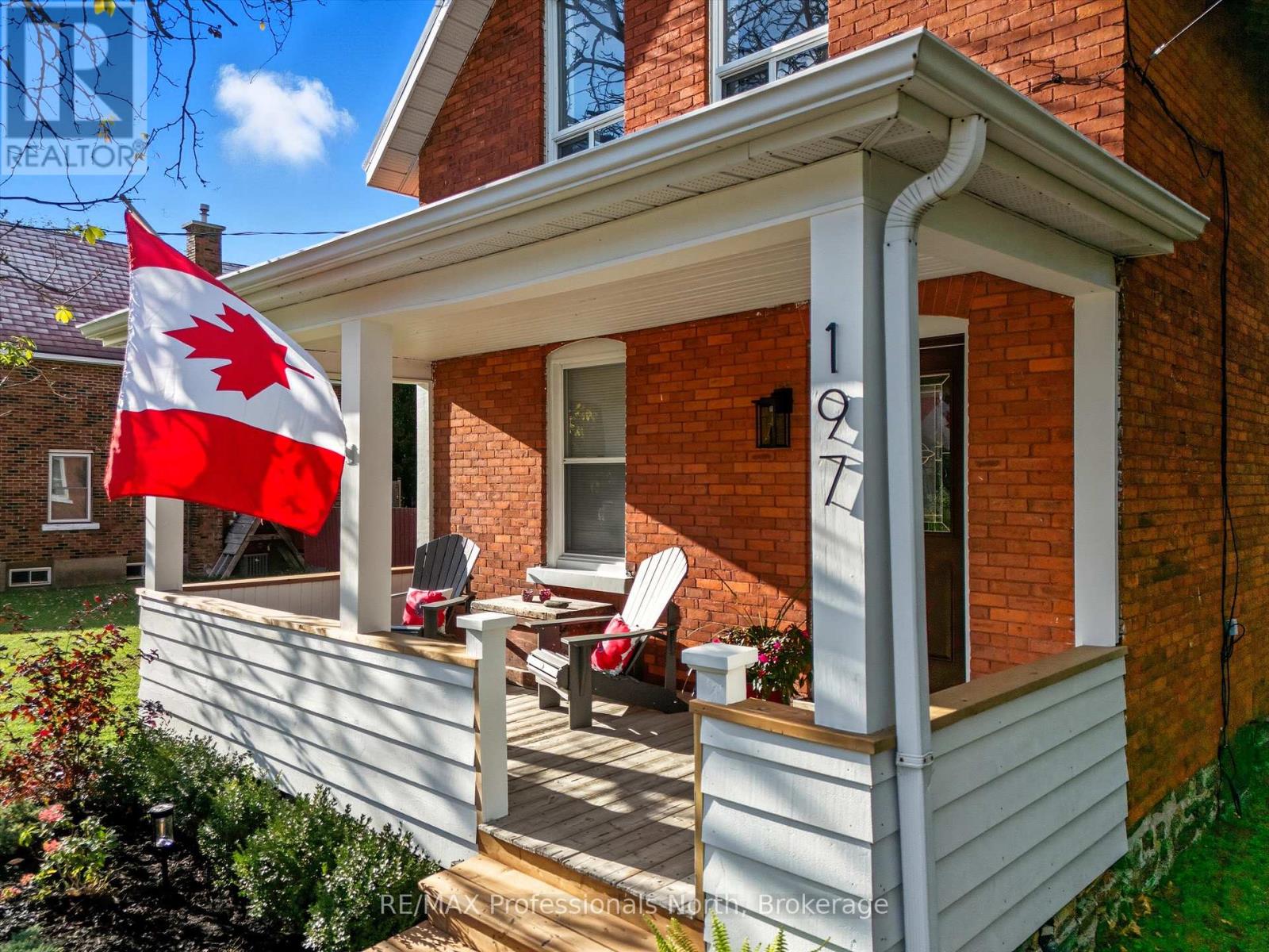 197 Dill Street, Bracebridge, Ontario  P1L 1E6 - Photo 2 - X12511824