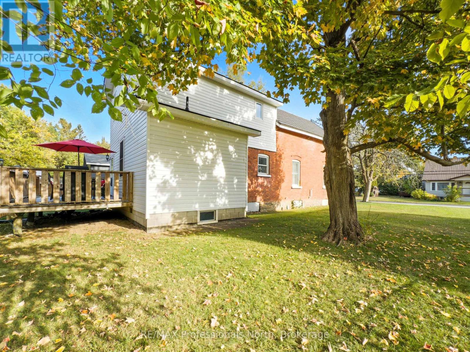 197 Dill Street, Bracebridge, Ontario  P1L 1E6 - Photo 36 - X12511824