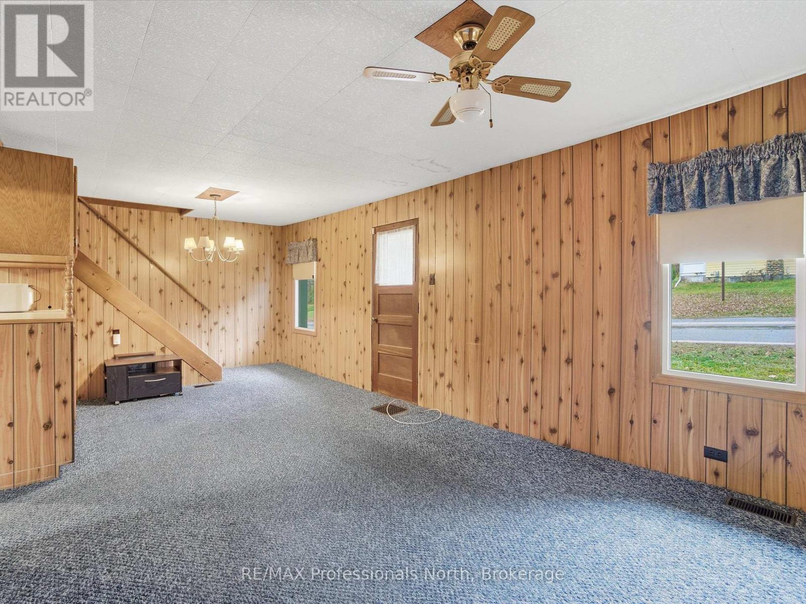 25 Cann Street, Huntsville, Ontario  P1H 1K7 - Photo 7 - X12511984