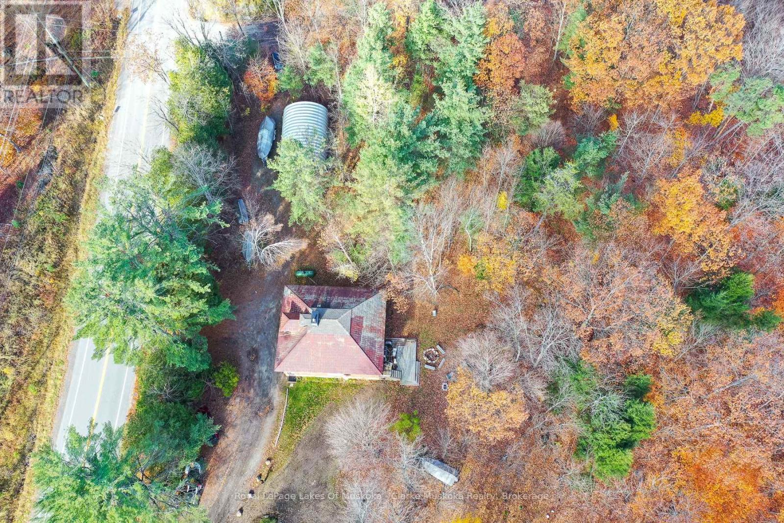 2026 Peninsula Road, Muskoka Lakes, Ontario  P0B 1G0 - Photo 17 - X12513288