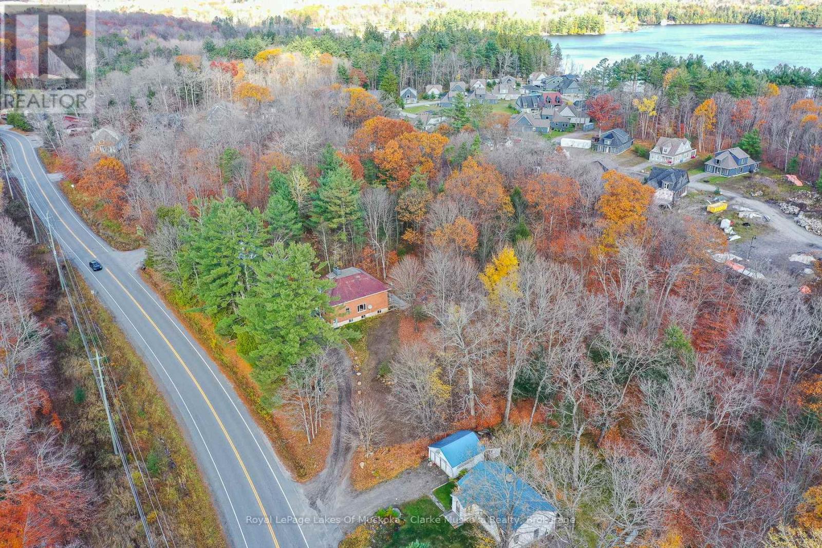 2026 Peninsula Road, Muskoka Lakes, Ontario  P0B 1G0 - Photo 3 - X12513288