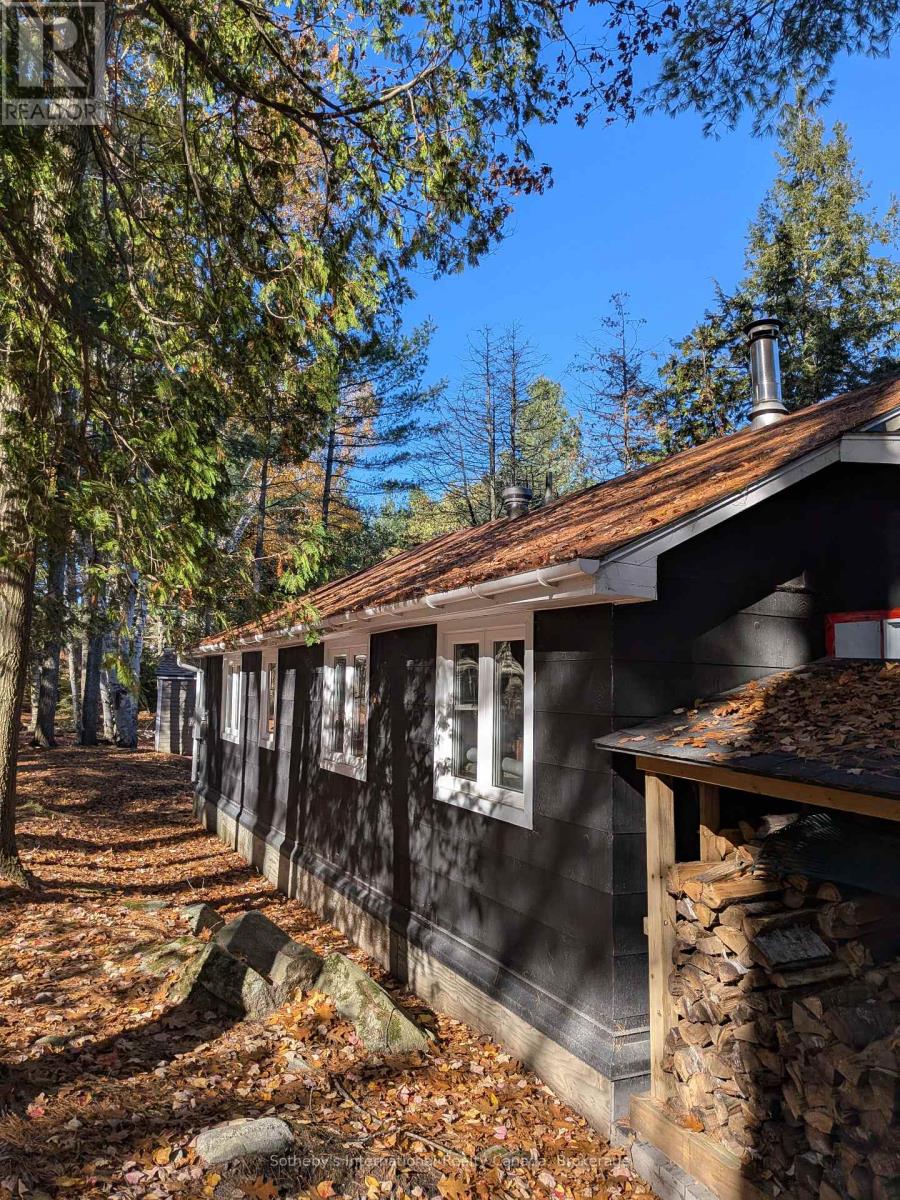 1063 Whiteside Road, Muskoka Lakes, Ontario  P0B 1J0 - Photo 4 - X12513662