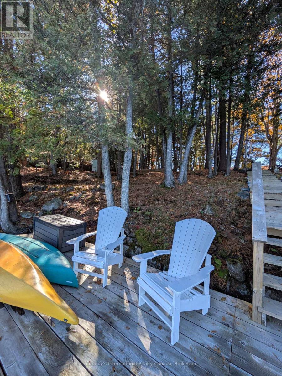 1063 Whiteside Road, Muskoka Lakes, Ontario  P0B 1J0 - Photo 46 - X12513662