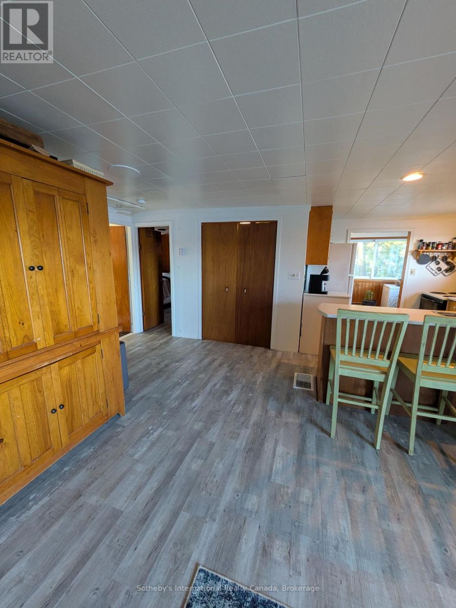 1063 Whiteside Road, Muskoka Lakes, Ontario  P0B 1J0 - Photo 9 - X12513662