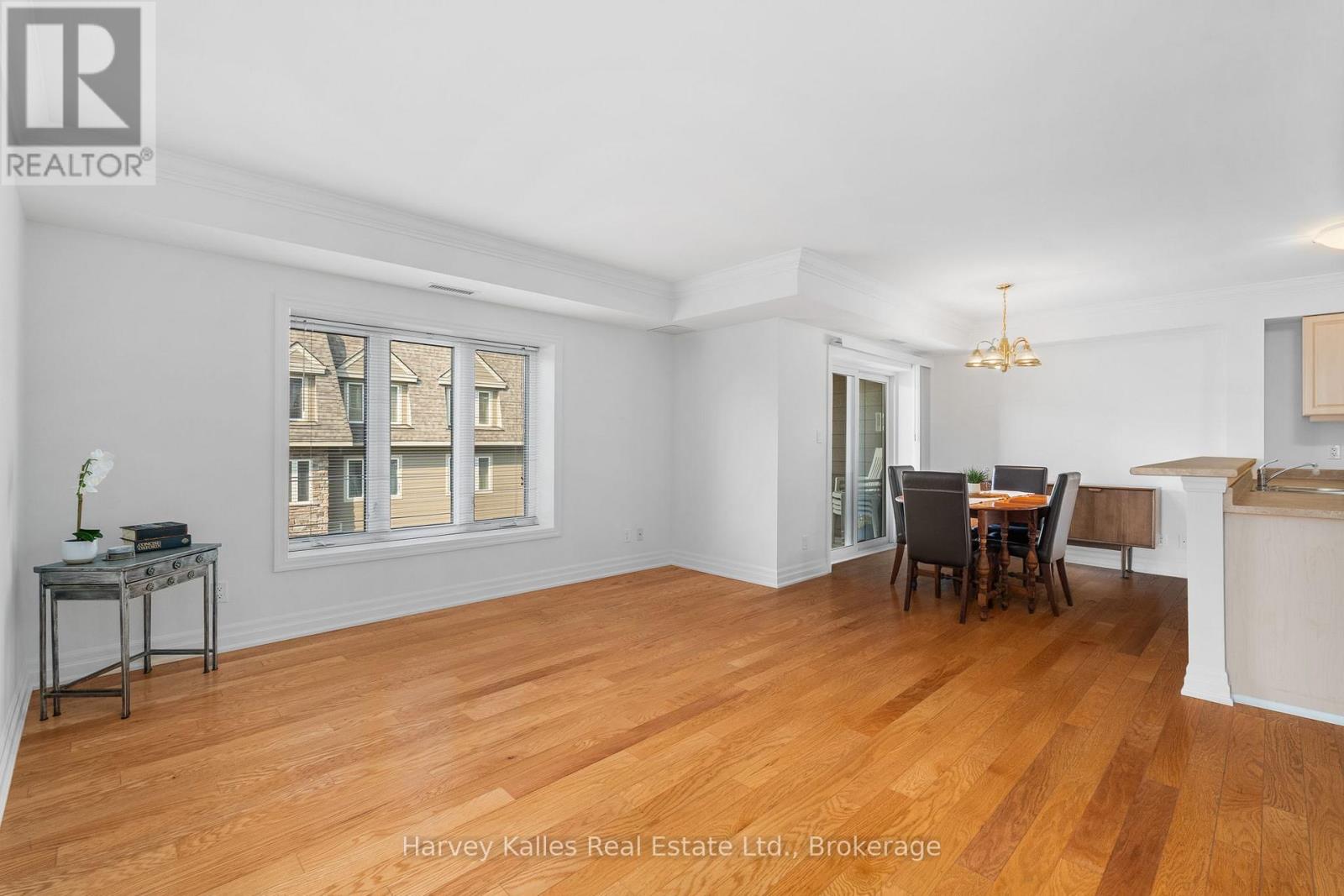 205 - 26 Dairy Lane, Huntsville, Ontario  P1H 0A4 - Photo 11 - X12515938