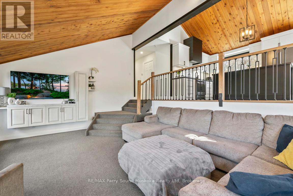 336 Clear Lake Road, Seguin, Ontario  P2A 2W8 - Photo 11 - X12516016