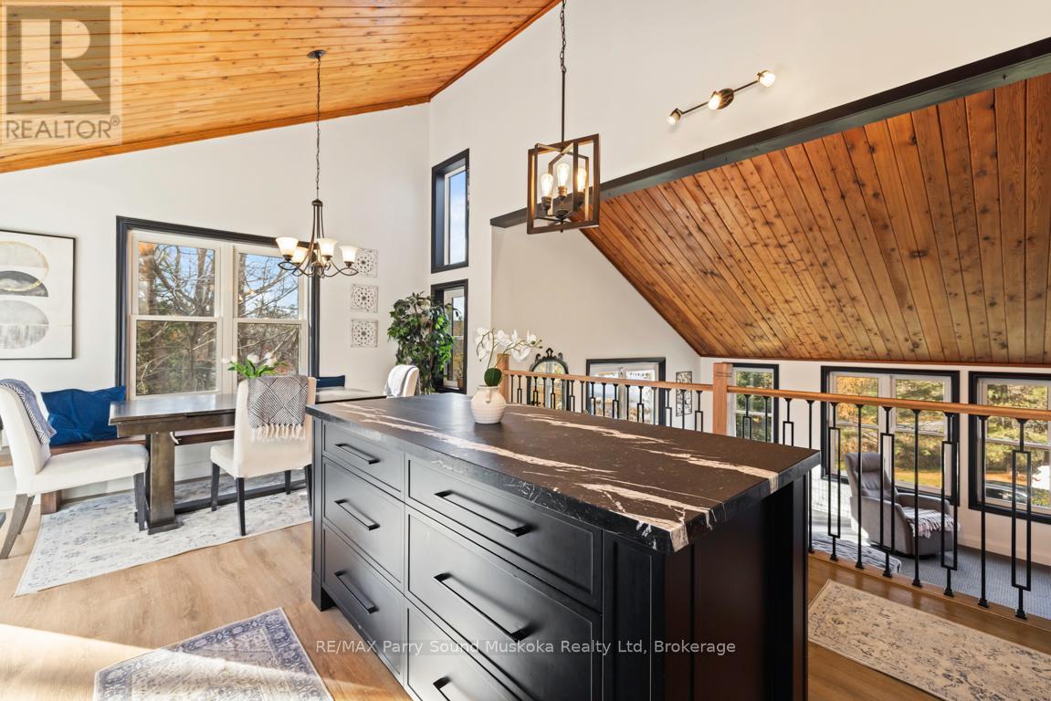 336 Clear Lake Road, Seguin, Ontario  P2A 2W8 - Photo 14 - X12516016