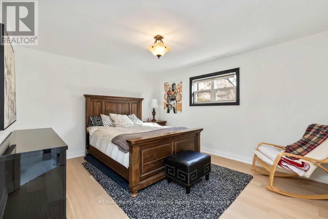 336 Clear Lake Road, Seguin, Ontario  P2A 2W8 - Photo 33 - X12516016