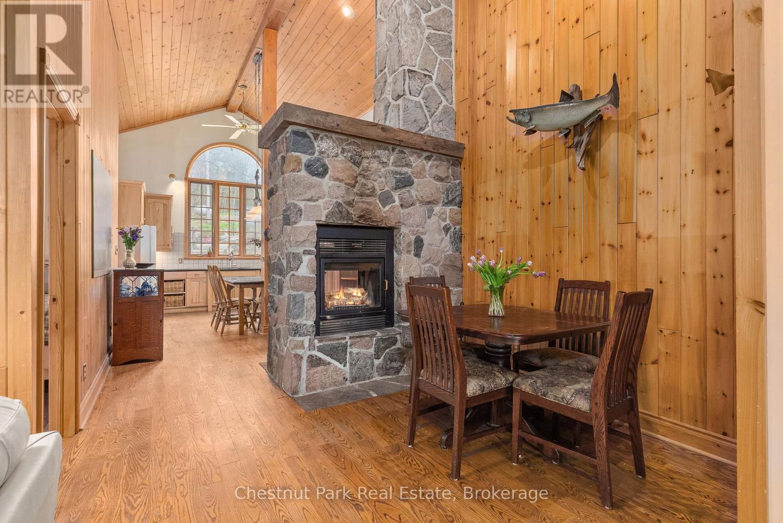 1143 Leonard Lake 1 Road, Muskoka Lakes, Ontario  P1L 2G7 - Photo 12 - X12517004