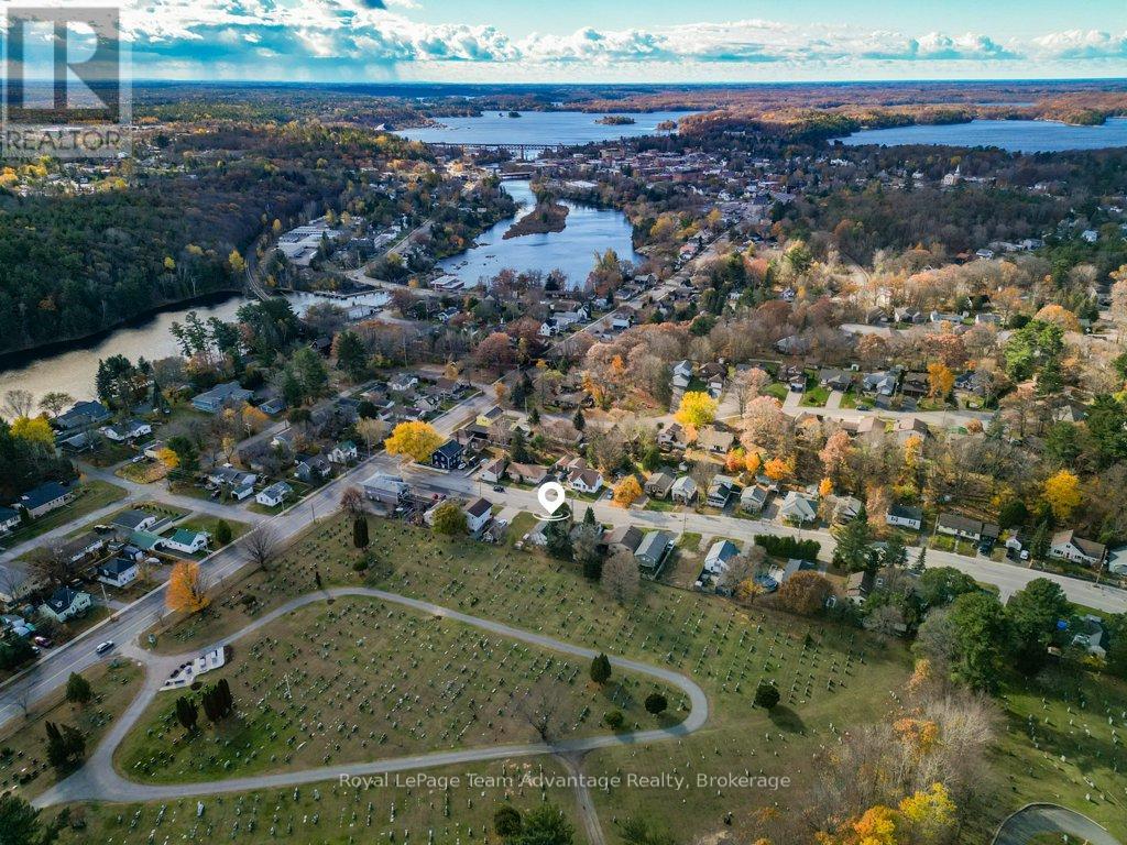 9 Hillcrest Avenue, Parry Sound, Ontario  P2A 1L5 - Photo 32 - X12518426