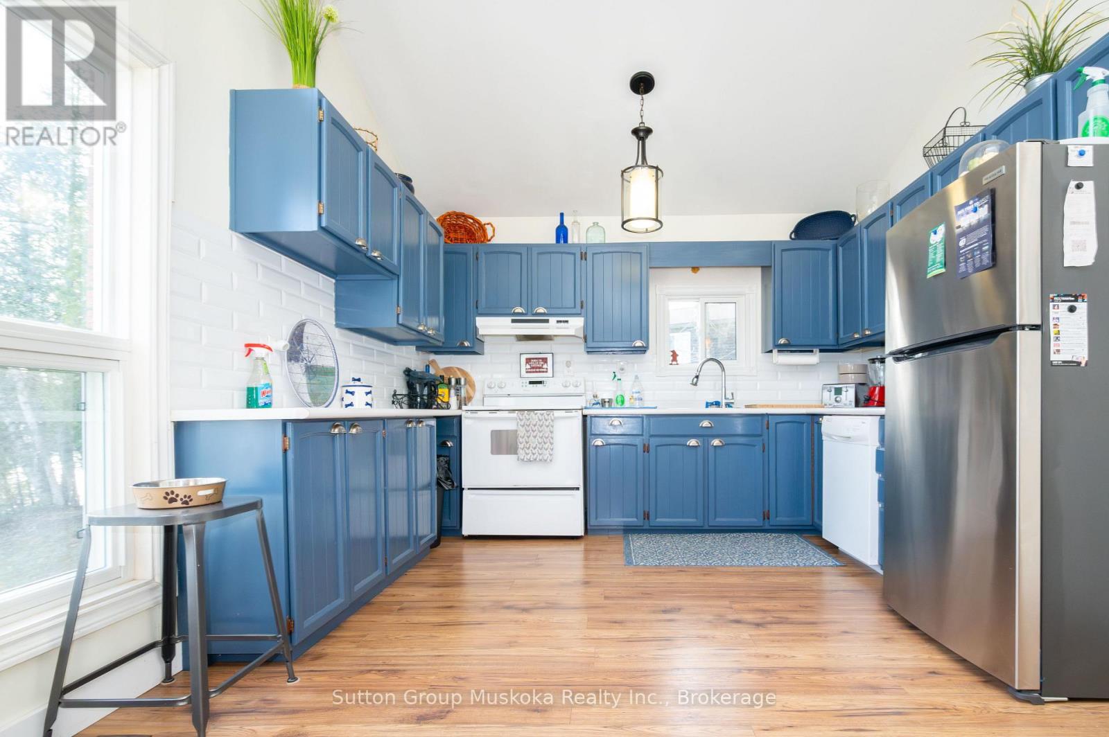 562 And 568 East Waseosa Lake Road, Huntsville, Ontario  P1H 2J4 - Photo 13 - X12520602