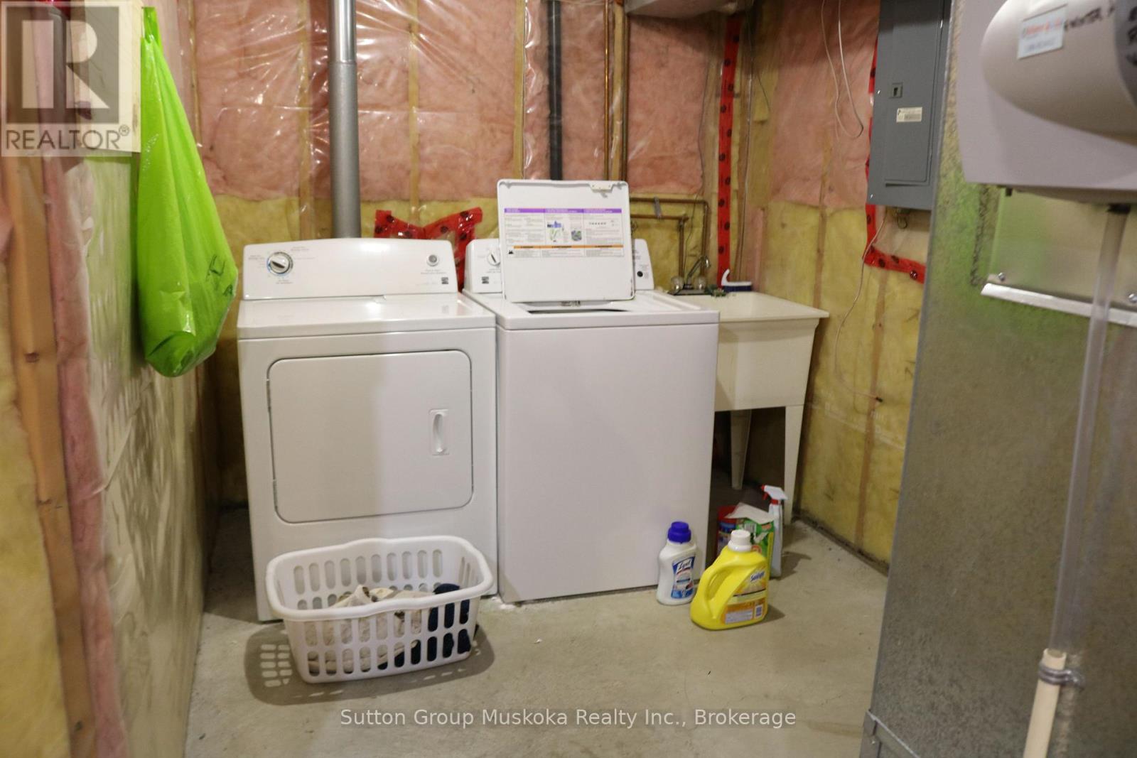 B1 - 20 Dairy Lane, Huntsville, Ontario  P1H 2L1 - Photo 23 - X12521398