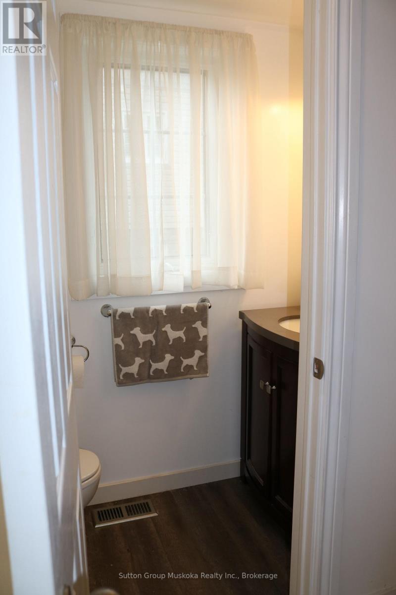 B1 - 20 Dairy Lane, Huntsville, Ontario  P1H 2L1 - Photo 4 - X12521398