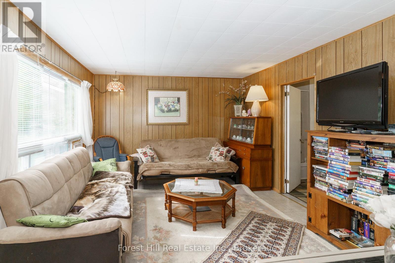 1041 Long Line Lake Road, Lake Of Bays, Ontario  P0A 1E0 - Photo 12 - X12526012