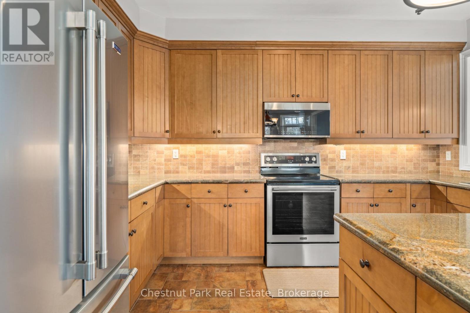 23 Spencer Street, Bracebridge, Ontario  P1L 0B7 - Photo 11 - X12528190