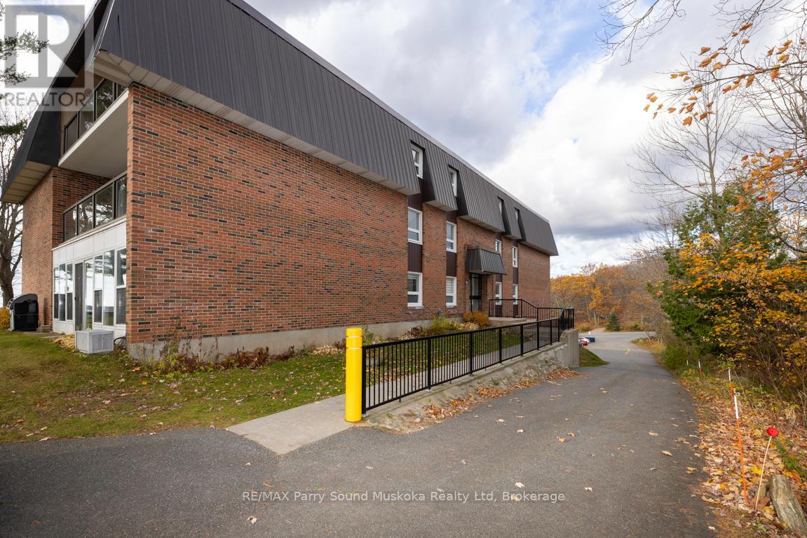 201 - 200 Beaconview Heights, Parry Sound, Ontario  P2A 2E1 - Photo 32 - X12528302