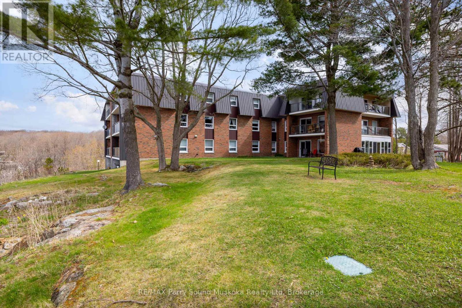 201 - 200 Beaconview Heights, Parry Sound, Ontario  P2A 2E1 - Photo 34 - X12528302