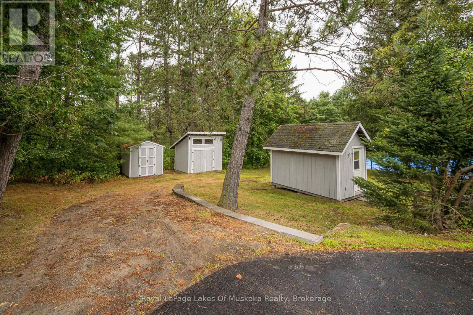 574 Ravenscliffe Road, Huntsville, Ontario  P1H 1N5 - Photo 3 - X12528762