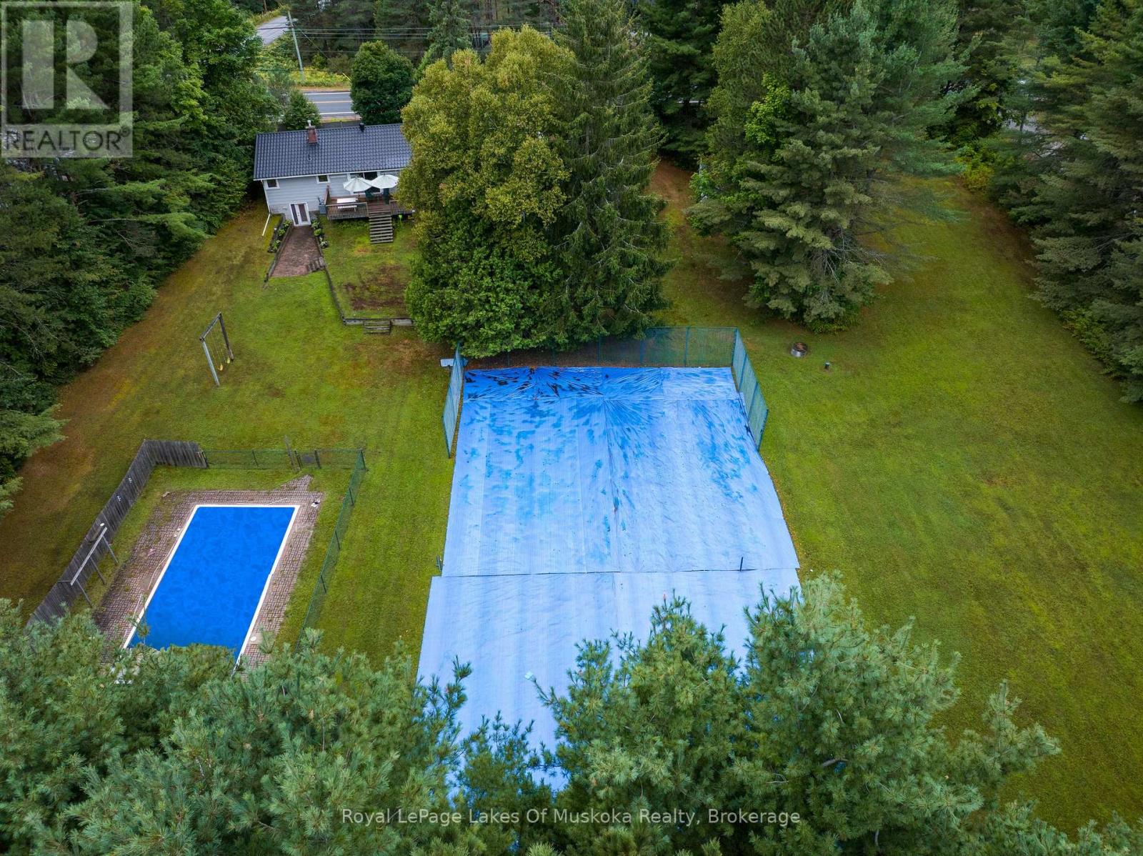 574 Ravenscliffe Road, Huntsville, Ontario  P1H 1N5 - Photo 35 - X12528762