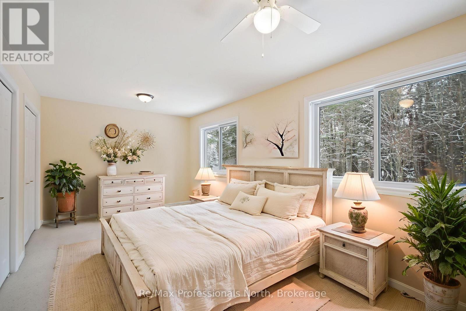 151 Pine Street, Bracebridge, Ontario  P1L 2H8 - Photo 1 - X12538134