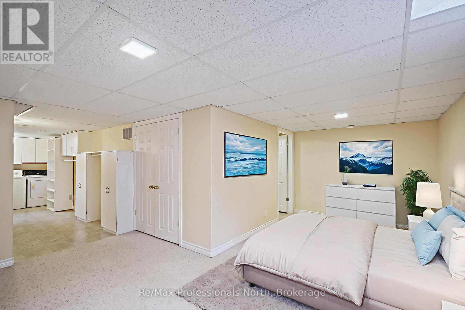 151 Pine Street, Bracebridge, Ontario  P1L 2H8 - Photo 22 - X12538134