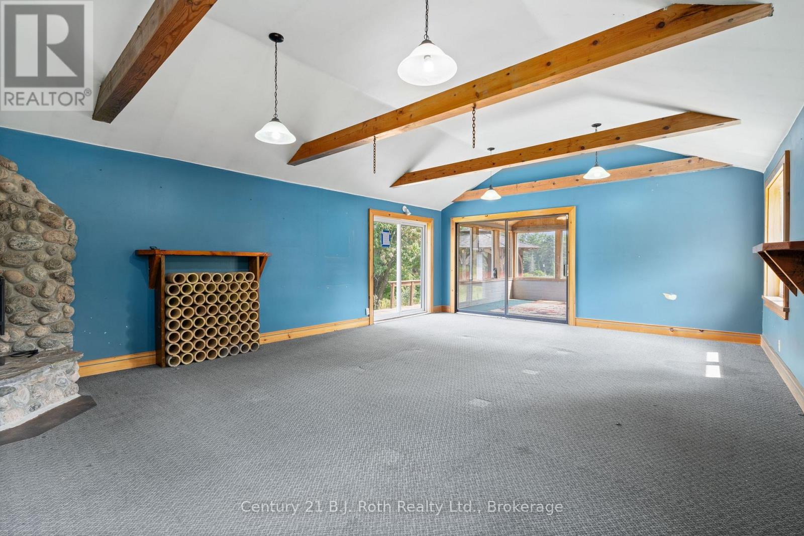 2377 Fraserburg Road, Lake Of Bays, Ontario  P1L 1X3 - Photo 23 - X12540190