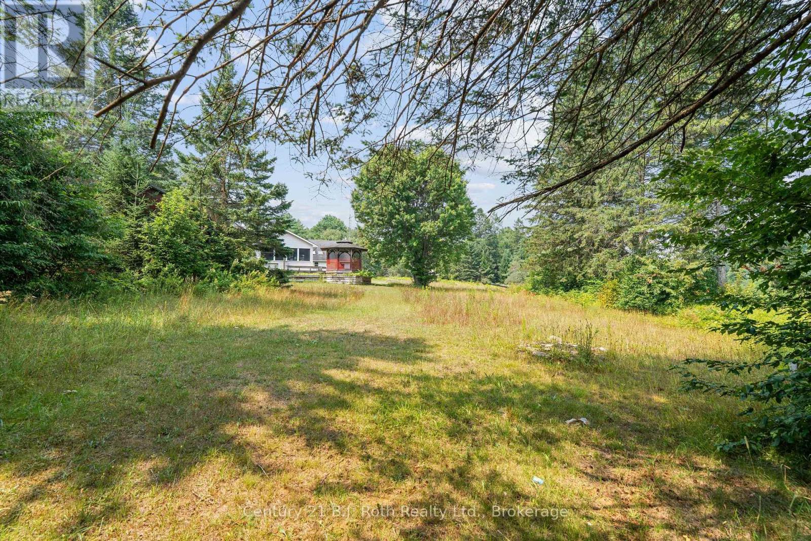 2377 Fraserburg Road, Lake Of Bays, Ontario  P1L 1X3 - Photo 42 - X12540190