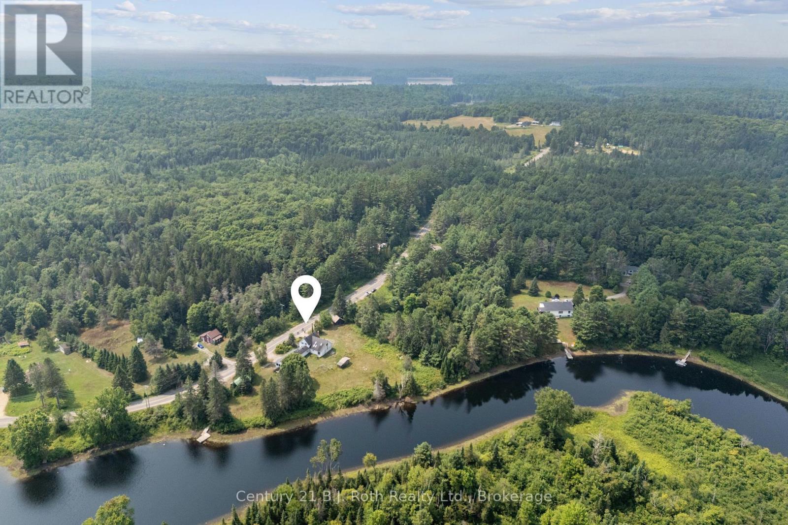 2377 Fraserburg Road, Lake Of Bays, Ontario  P1L 1X3 - Photo 50 - X12540190