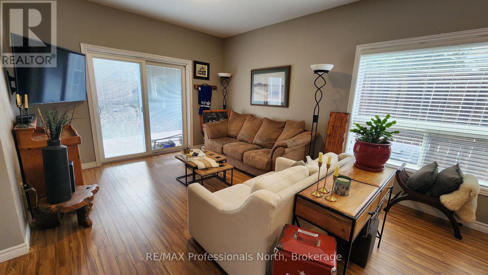 19 Duncan Street E, Huntsville, Ontario  P1H 1P6 - Photo 23 - X12542208