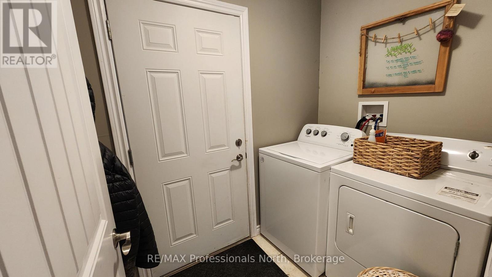 19 Duncan Street E, Huntsville, Ontario  P1H 1P6 - Photo 28 - X12542208