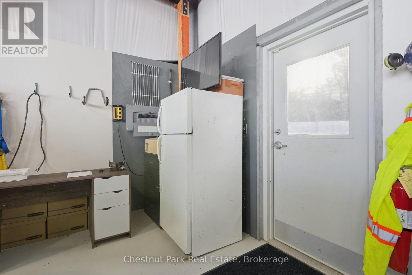 1255 Gravenhurst Parkway, Gravenhurst, Ontario  P1P 1R1 - Photo 34 - X12543376