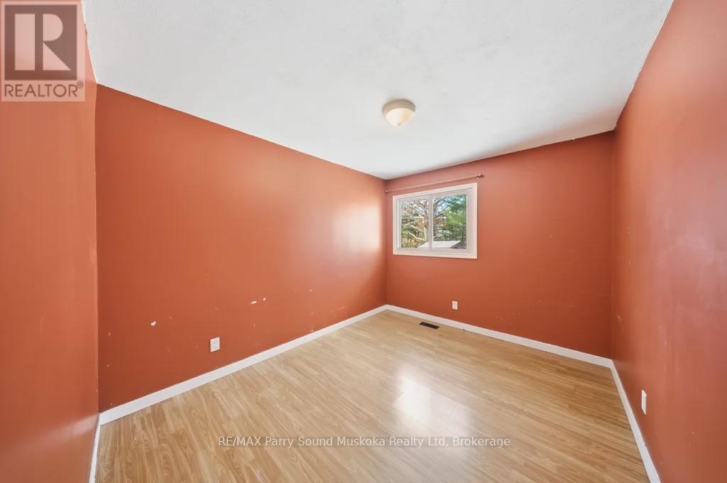 28 Black Road, Seguin, Ontario  P2A 2W8 - Photo 19 - X12545462