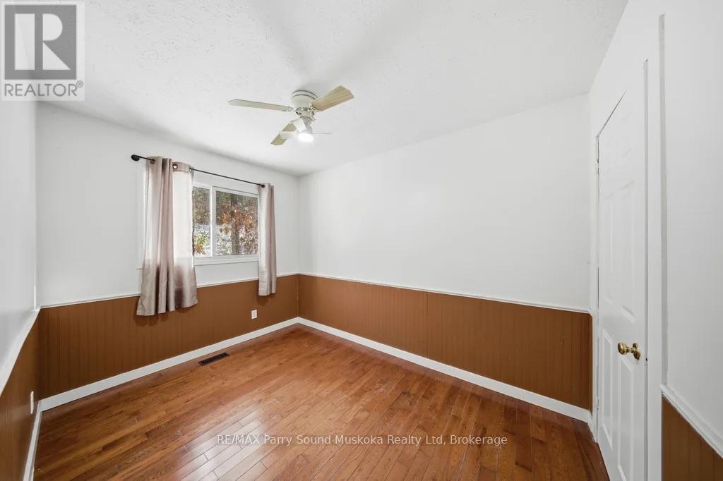 28 Black Road, Seguin, Ontario  P2A 2W8 - Photo 23 - X12545462