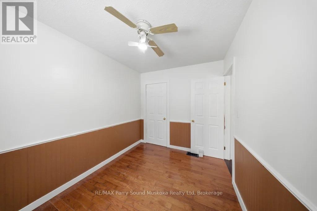 28 Black Road, Seguin, Ontario  P2A 2W8 - Photo 24 - X12545462