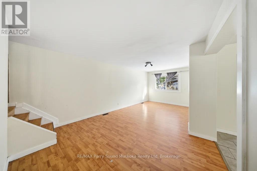 28 Black Road, Seguin, Ontario  P2A 2W8 - Photo 25 - X12545462