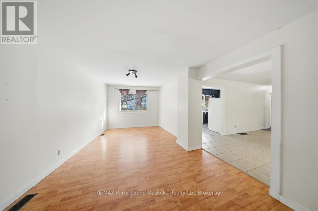 28 Black Road, Seguin, Ontario  P2A 2W8 - Photo 26 - X12545462