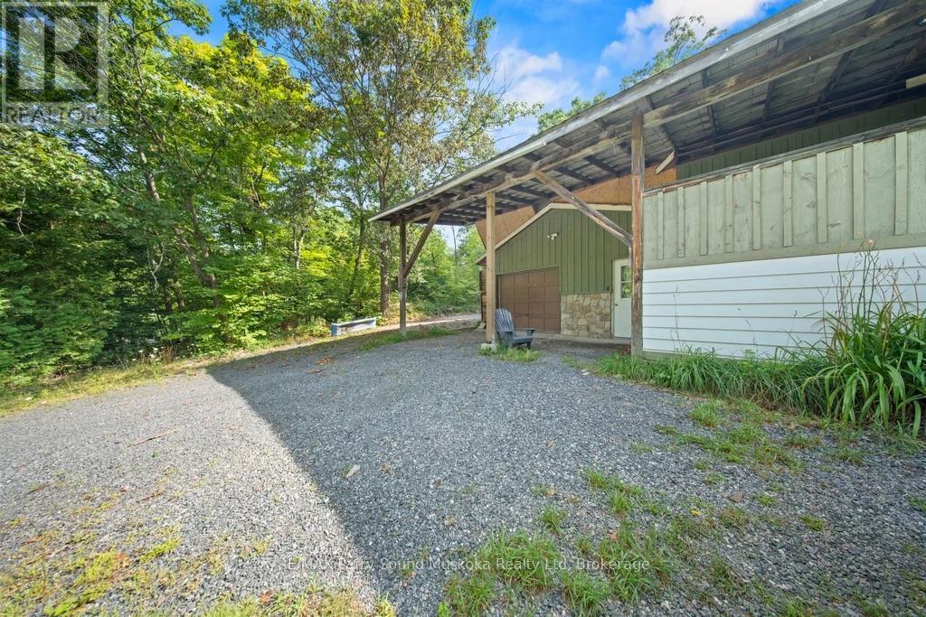 28 Black Road, Seguin, Ontario  P2A 2W8 - Photo 44 - X12545462