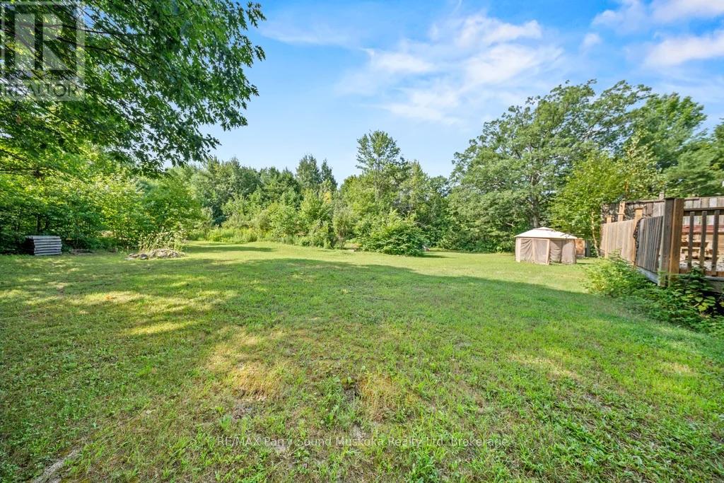 28 Black Road, Seguin, Ontario  P2A 2W8 - Photo 5 - X12545462